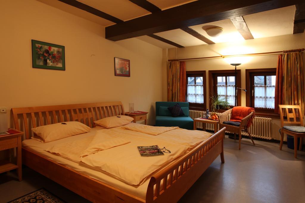 Hotel Im Hochzeitshaus Schotten Quarto foto