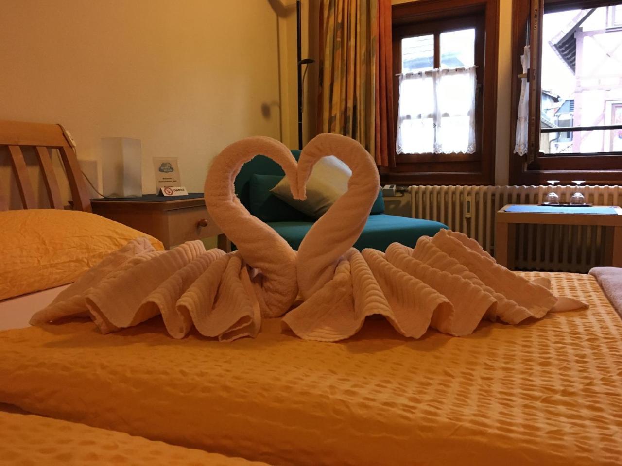 Hotel Im Hochzeitshaus Schotten Exterior foto